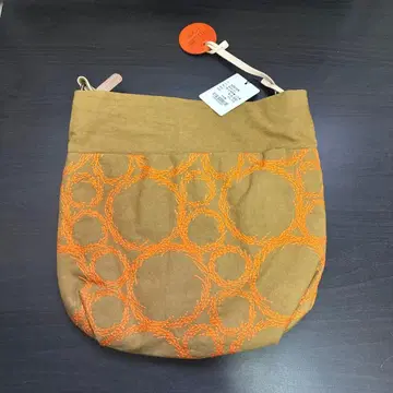 #1008 Loisser Faire 소가죽 자수 디자인 숄더백