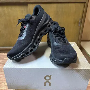 on Cloudmonster2 클라우드몬스터2 27cm 블랙