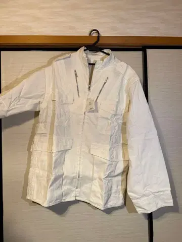 COSMO 1000 화이트 자켓