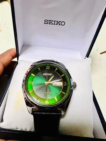 SEIKO 자동 와인딩 시계 그린
