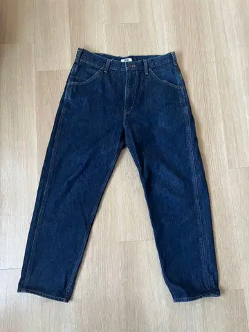 유니클로 U 와이드 핏 테이퍼드 청바지 사이즈 33