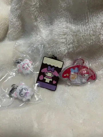 마이멜로디 쿠로미 키링 4개 세트