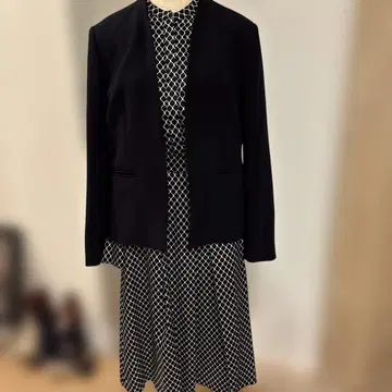 AMACA 기하학 패턴 스커트 셋업 긴팔 원피스