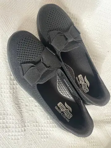 스케쳐스(SKECHERS) 스니커즈 여성용 25FA A핏