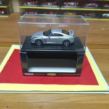 EBBRO 1/43 NISSAN GT-R 2007
