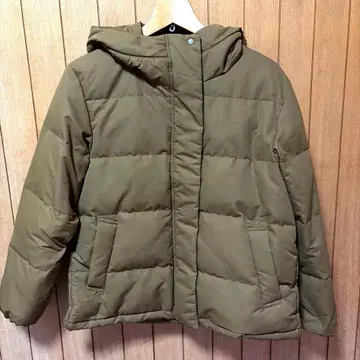 무인양품 다운 자켓 올리브색 S사이즈 새상품급