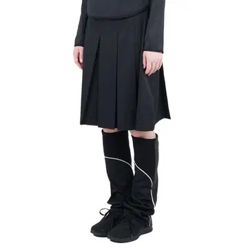 지초이 AW25 PLEATED SKIRT WITH LEG WARMERS | 미디 스커트 | 번개 