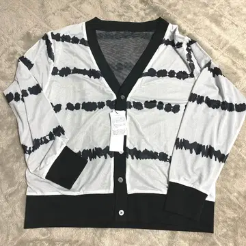 미사용 ear PAPILLONNER 가디건