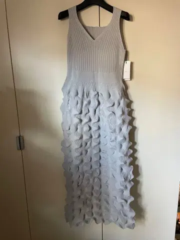 Vin 야마다야 슬리브리스 니트 원피스 라이트 그레이