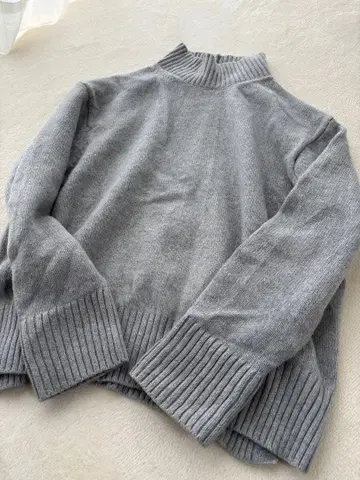 새상품급 유나이티드 애로우즈 터틀넥 울 스웨터 울 캐시미어