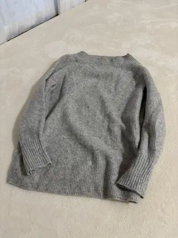 새상품급 플라스테 니트 보트넥 야크 혼방 M