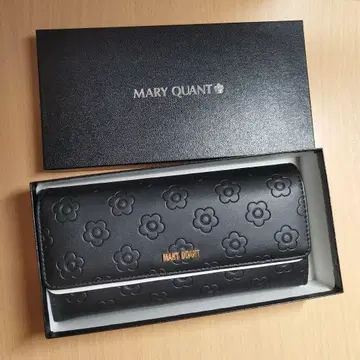 MARY QUANT 블랙 장지갑 꽃무늬