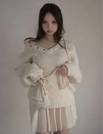 andmary Season box ivory