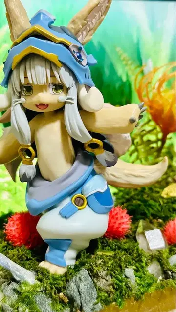 나나치 디오라마 피규어