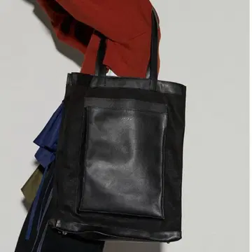 UN3D. 아쓰리드 빅 포켓 토트백 블랙