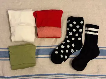 히트텍 3장 (엑스트라 라이트 웜 2장, 히트텍 1장) + 양말 2켤레