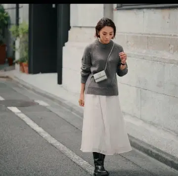 새상품 미라 오웬 샤기 니트 볼륨 스커트 코디 SET