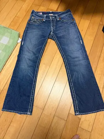 IO 착용 true religion billy super T 플레어 데님