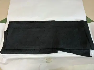 쿠루리 단의 리프 무늬 블랙 L 사이즈