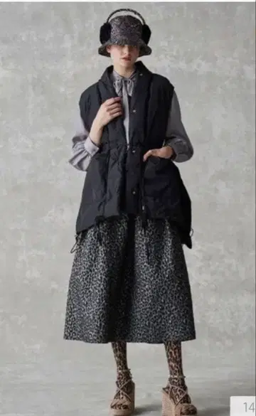 새상품급 drawer 리버서블 다운 베스트 3way 블랙 195800엔