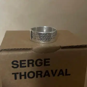 Serge Thoraval aura fallu - 반지