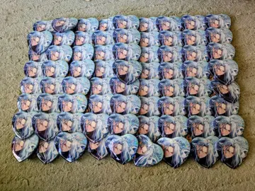 란 나기사 중국 캔뱃지 72개 A3 이타백 가능 앙스타