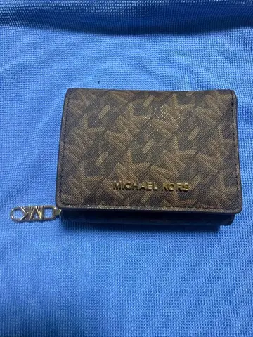 MICHAEL KORS 3단 폴더형 지갑 브라운