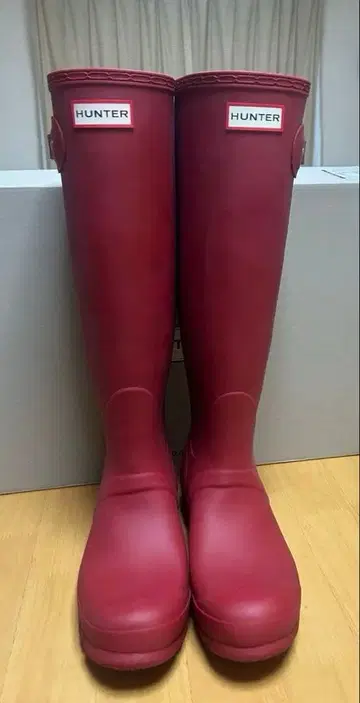 HUNTER 레드 장화 사이드 버클 포함