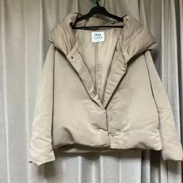 ikka 베이지 다운 자켓