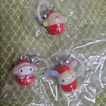 산리오 딸기 메지루시 액세서리 포무푸린 마이멜로디 우사하나