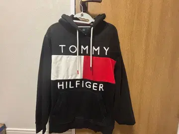 미사용품 TOMMY HILFIGER 후드 부착 후드티