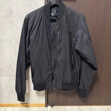 THE NORTH FACE MA-1 자켓 블랙