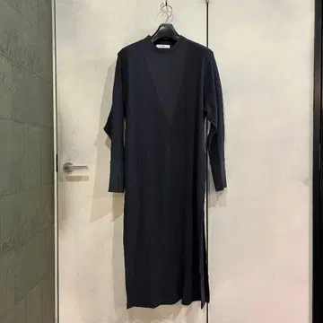 G.V.G.V. 슬릿 롱 원피스