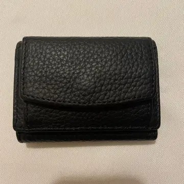 블랙 가죽 3단 폴더형 지갑