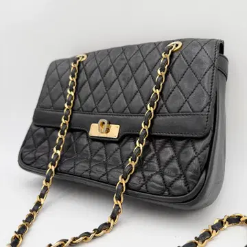 Bally 체인 숄더백 퀼팅 이탈리아제 블랙