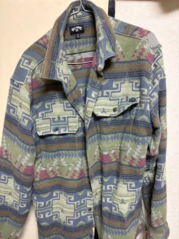 BILLABONG 기하학 패턴 L 사이즈