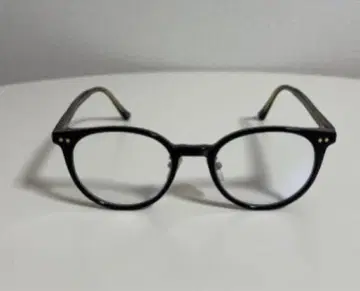 블랙 크라운 안경