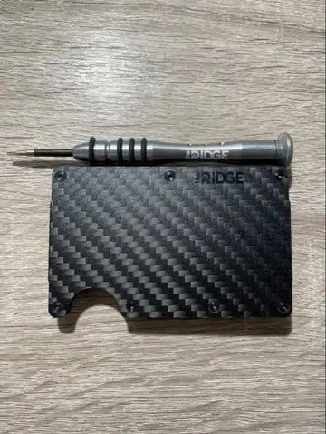 the RIDGE 탄소섬유 지갑 카드 케이스/머니클립