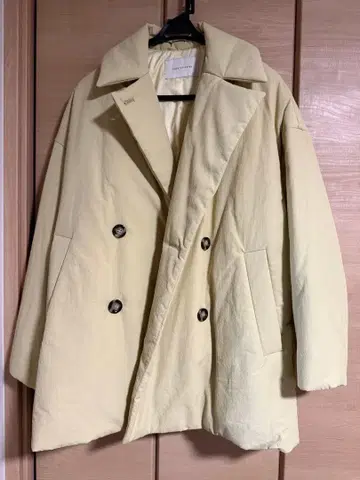 나노 유니버스 페일 옐로우 컬러 더블 브레스트 자켓