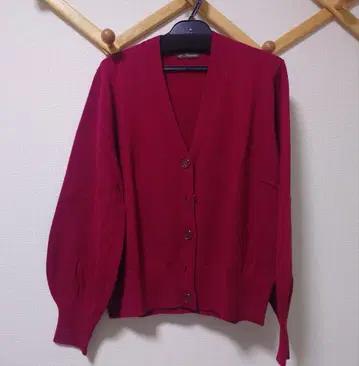 노에비아 et Femme 레드 긴팔 가디건 S 사이즈