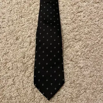 고타이리쿠 꽃무늬 넥타이 블랙