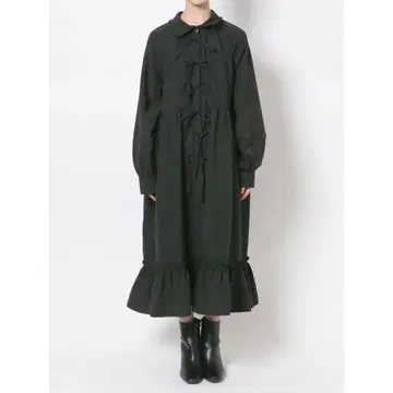 merry jenny 피치 리본 프릴 칼라 원피스 블랙