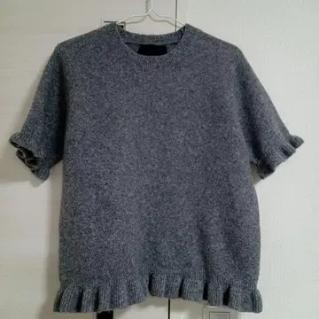 프릴 장식 숏부츠 니트 스웨터 ZARA