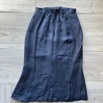 실크 100% 네이비 머메이드 스커트 실크 체크 패턴