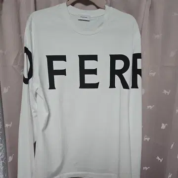 Ferragamo 긴팔 T셔츠