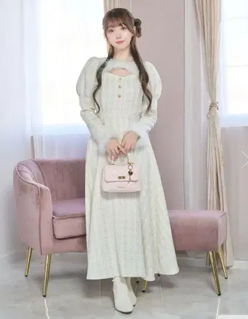 로제 뮤즈 트위드 홀리데이 드레스 화이트