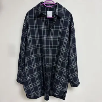 Lui's 체크 무늬 오버 사이즈 셔츠 네이비 계열