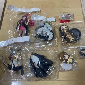 논장르 피규어 묶음 판매