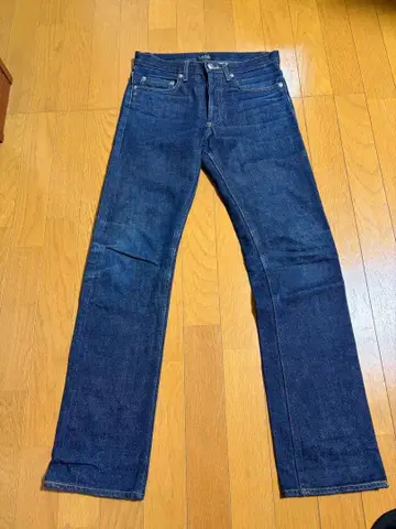 A.P.C. 뉴 스탠다드 다크 블루