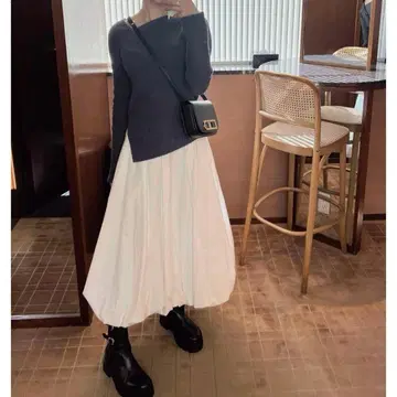 stunning lure 불규칙 넥 니트